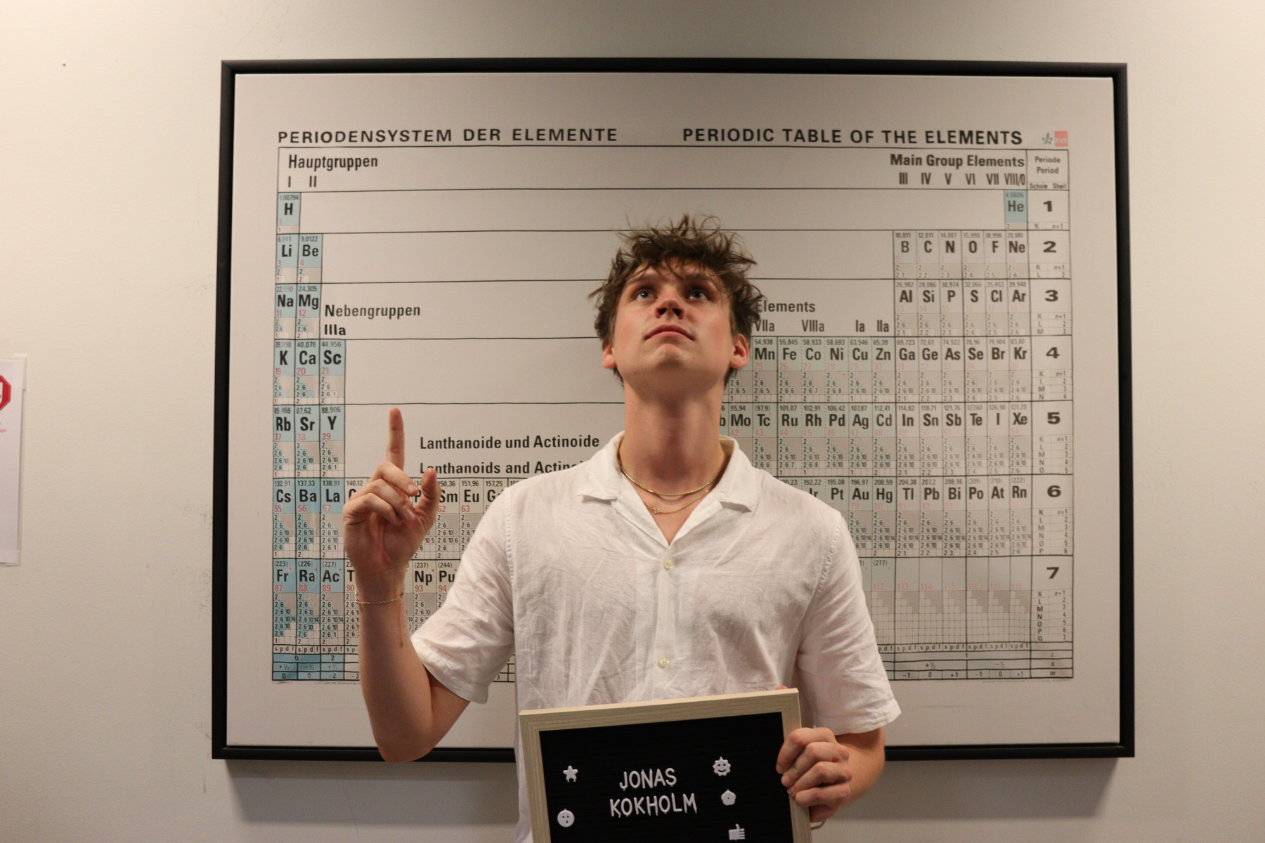 ECADFA92-06DF-4D9F-A6E8-691363F23945